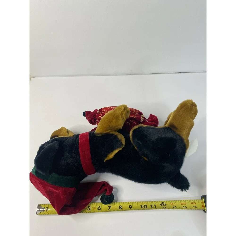 E &‎ J Classic Rottweiler Plush Stuffed Animal Christmas Hat Holiday Realistic